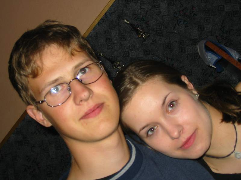 Třépa a Radka (Kliknutďż˝m se obrďż˝zek zavďż˝e)