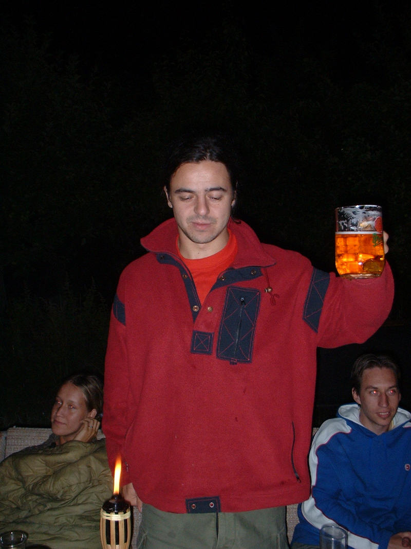 A zas to pivo... (Kliknutďż˝m se obrďż˝zek zavďż˝e)