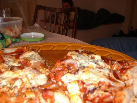 Pizza speciál (Kliknutďż˝m se obrďż˝zek zavďż˝e)